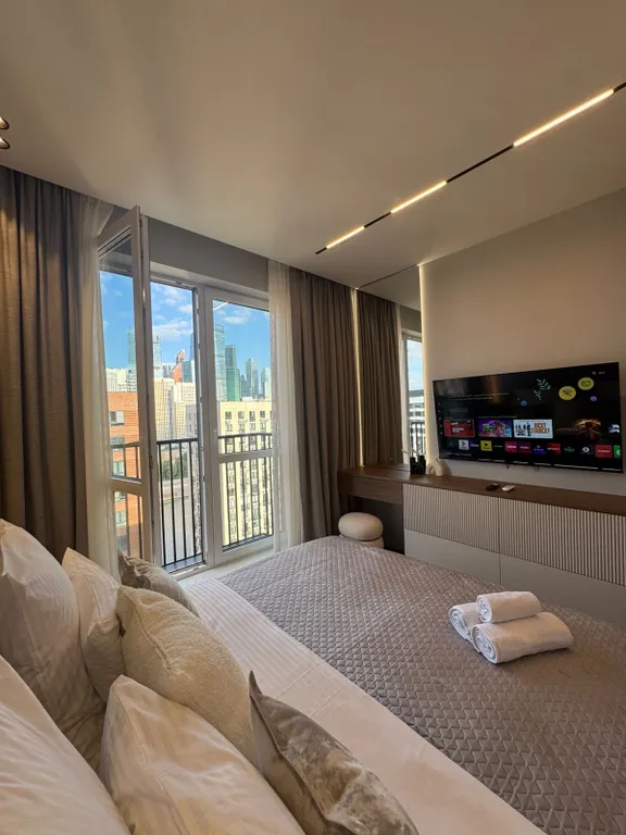 Респектабельный люкс с дизайнерским ремонтом и видом на Москва-сити