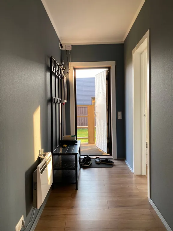 Коттедж Большой семейный дом с панорамными окнами у леса и озера — Семеновское