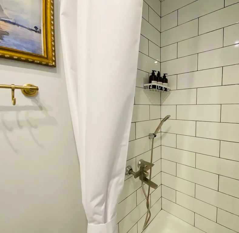 Море через дорогу