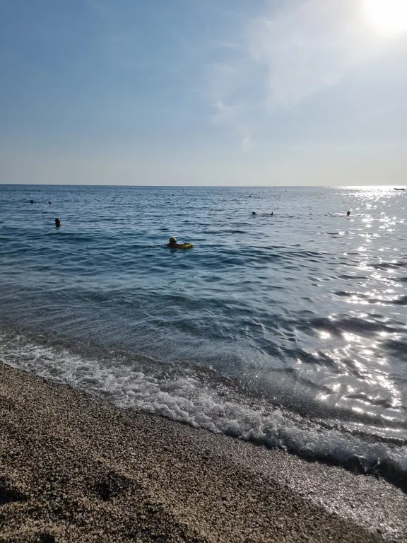 Новая бутик-резиденция на берегу моря в сентябре и октябре