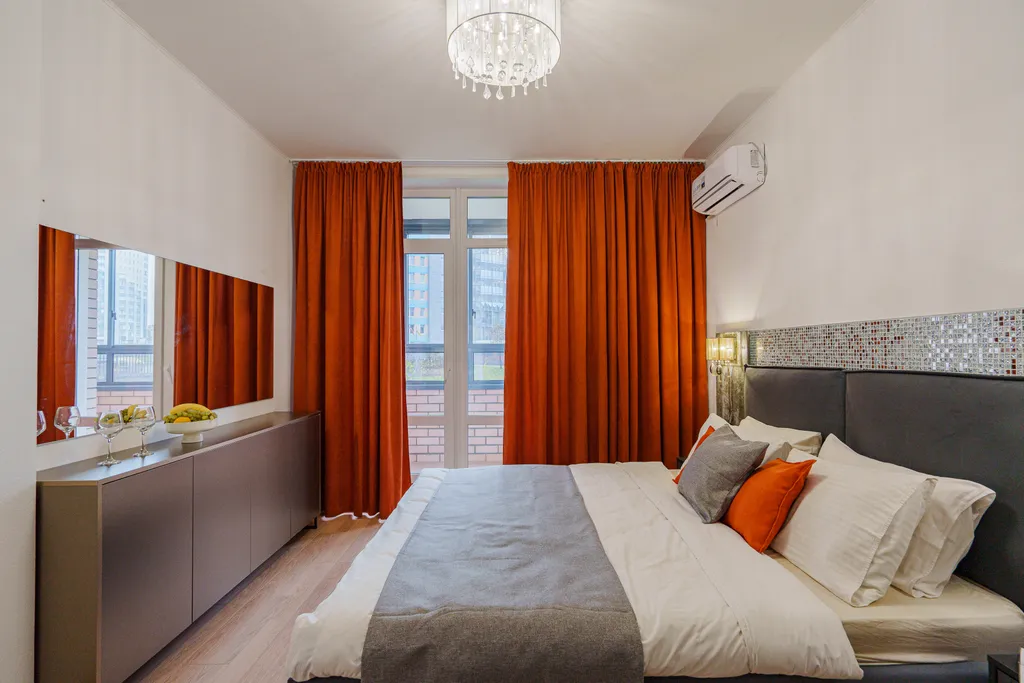 Большая квартира рядом с Аквапарком и СК Уктус — аренда посуточно в Екатеринбург