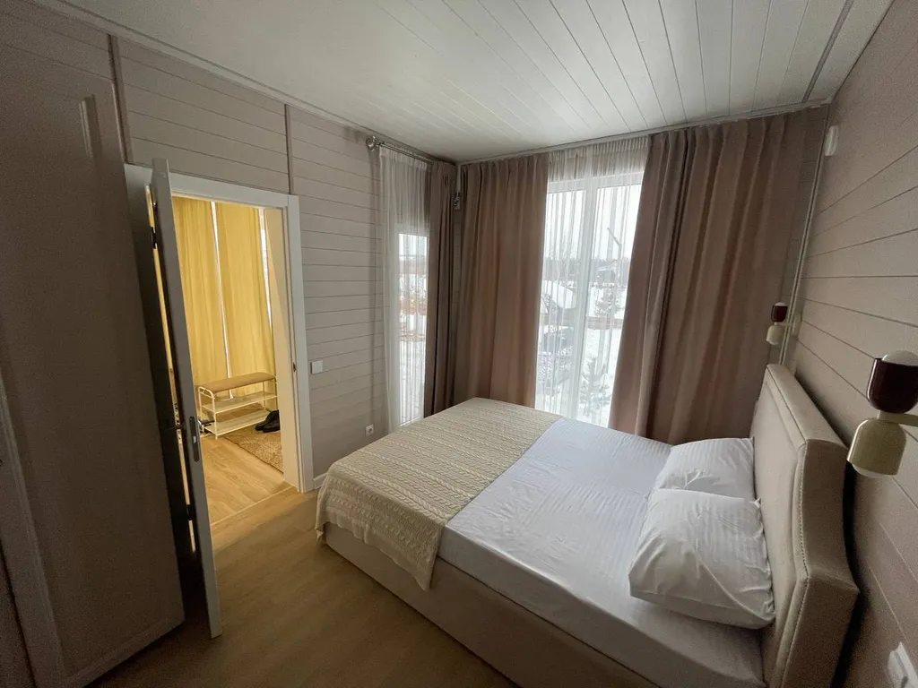 Домик Италия с террасой - большой дом с 3 спальнями