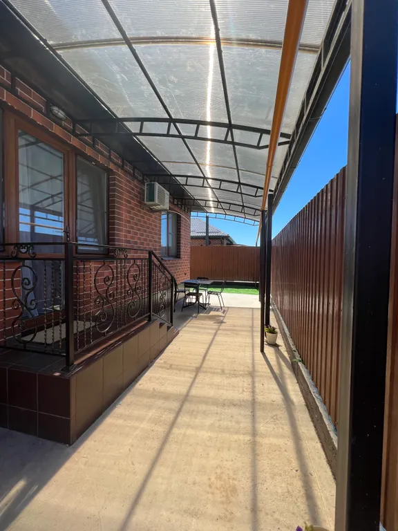 Отдельный дом со всеми удобствами и собственной территорией