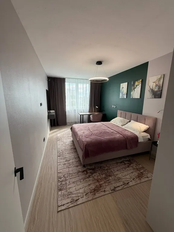 Квартира Изумрудная квартира — Екатеринбург