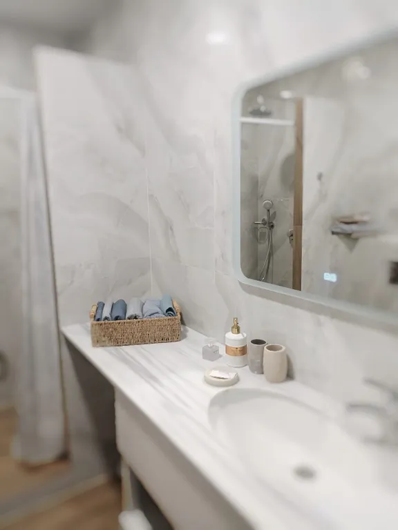 Лес и море рядом