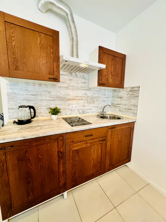 Просторная студия у метро Котельники в 2 минутах