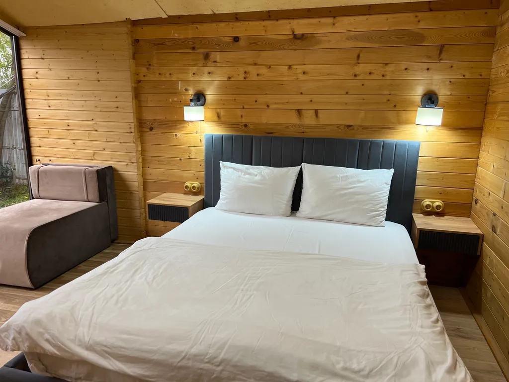 Коттедж Люкс домик — Гагра