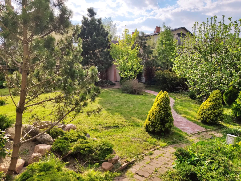 Деревенский дом у моря