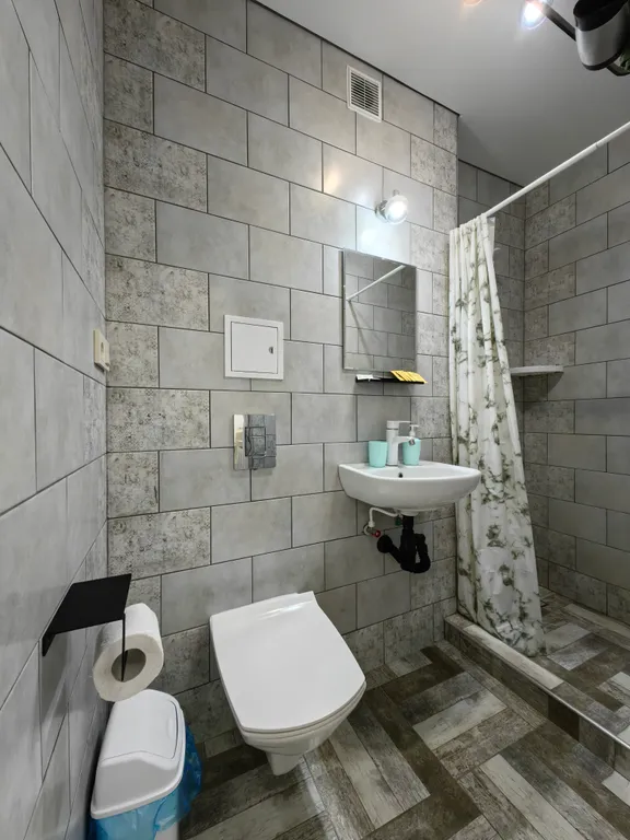 Квартира Квартира Две спальни с балконами, отоплением, кухней, стиралкой, парковкой — Судак