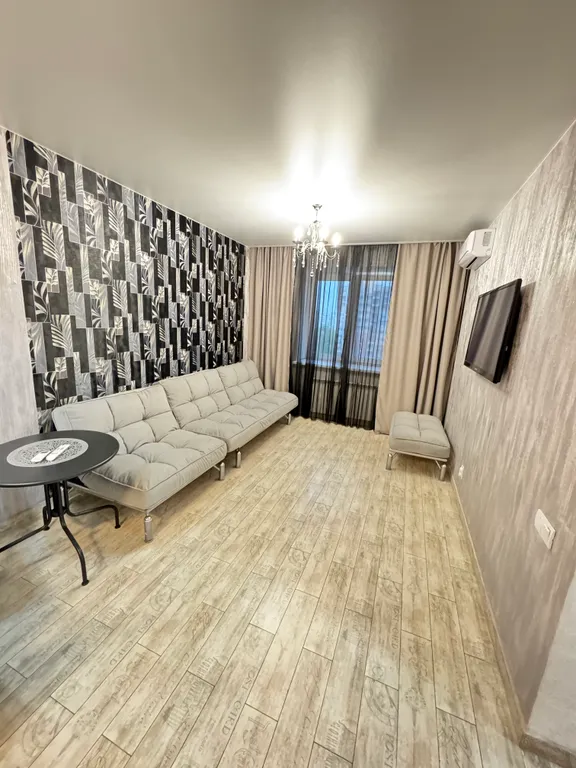 Омск Кировский у ТЦ Мега