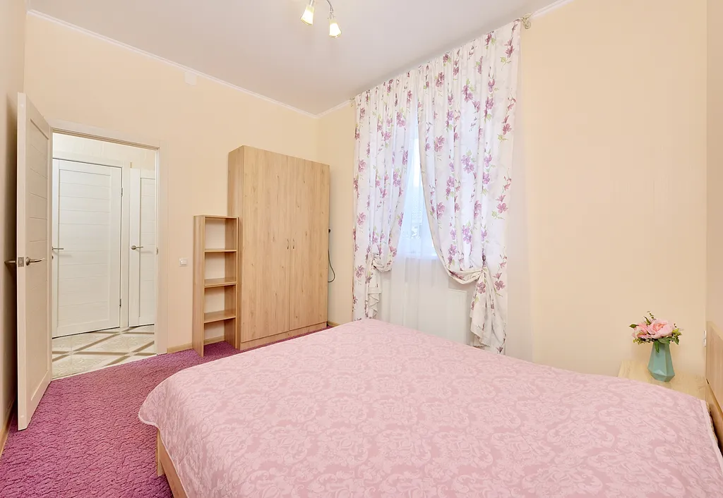 Теплая уютная квартира напротив ГЛЦ