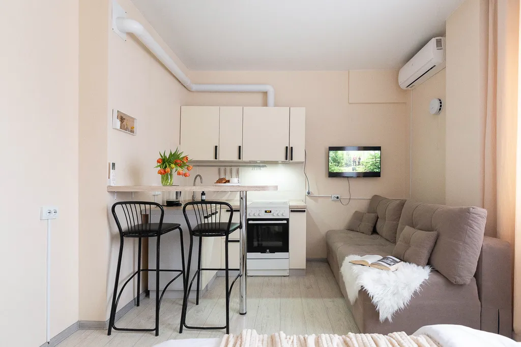 Студия рядом с центром и метро, с кондиционером