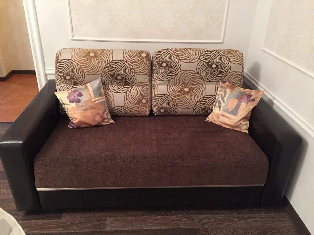 White - Green. Центр.