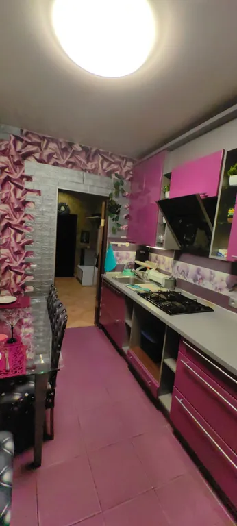 Квартира 1-к квартира на Емельянова, в городе — Калининград