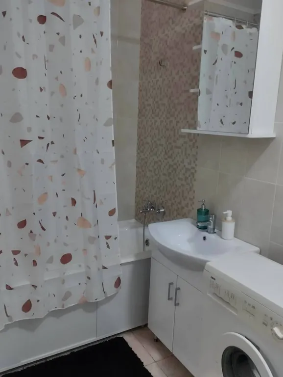 Уютная квартира с хорошим ремонтом рядом с ТРЦ