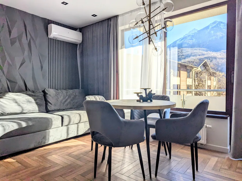 Элитный апартамент с панорамой гор