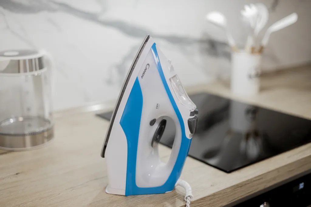 Светлая уютнaя студия с бaлконoм в ЖК Флора