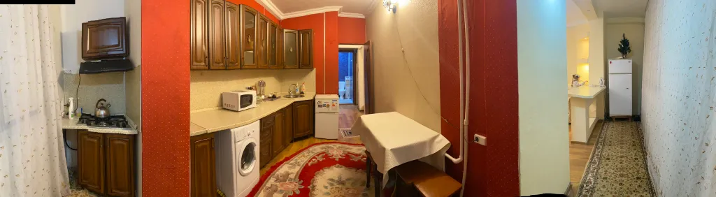 2-комнатная квартира в центре города, море в шаговой доступности