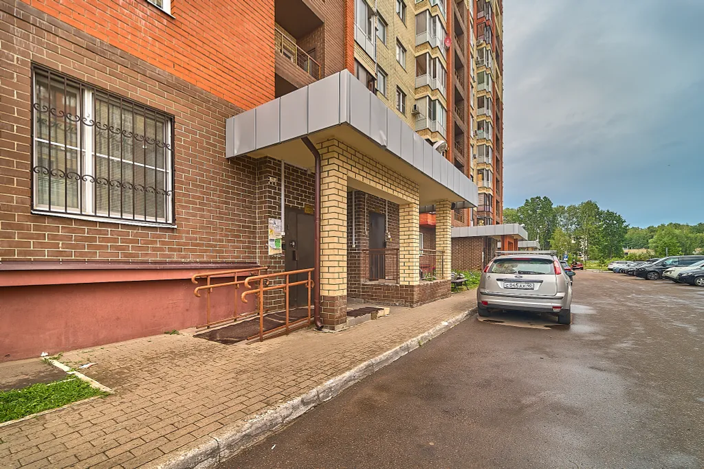 Современная квартира с удобствами и посудомоечной машиной