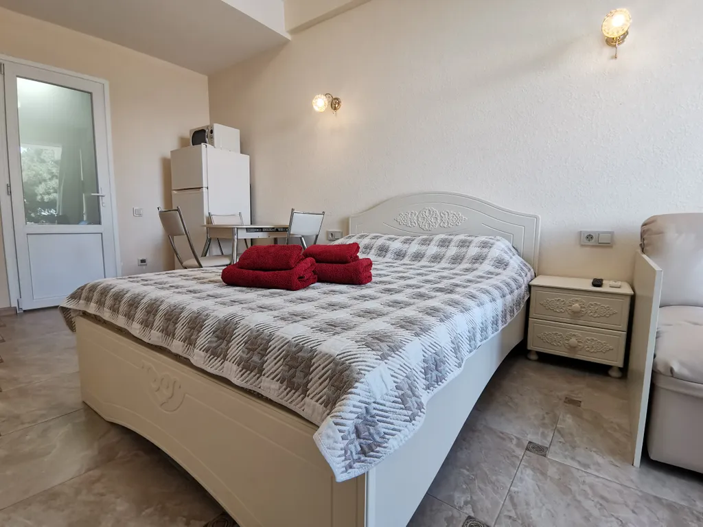 Квартира Студия без балкона — аренда посуточно в Ливадия