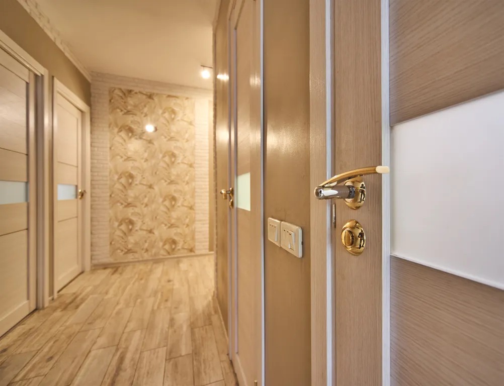 Вид на реку и крокус