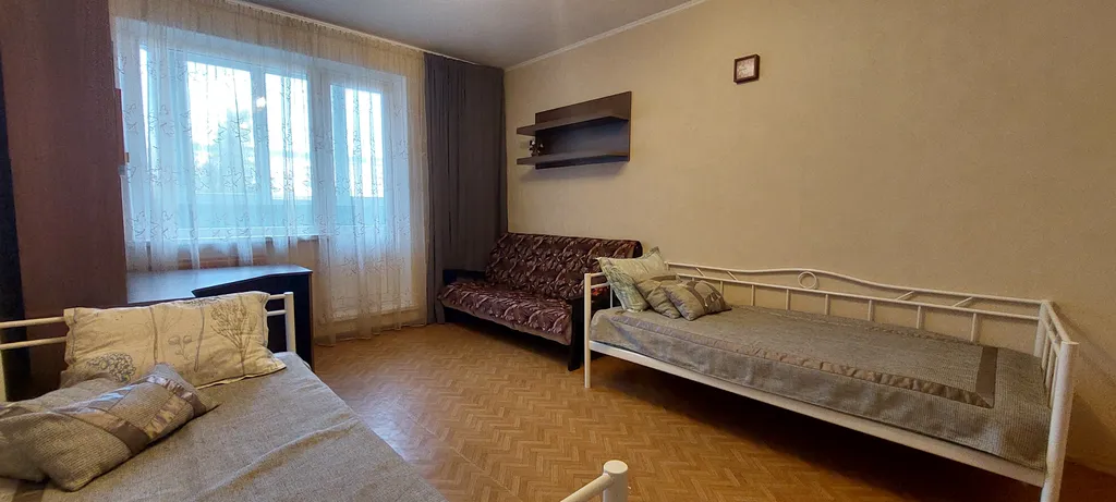 Квартира Квартира 3-х комнатная у метро Комендантский пр-т — Санкт-Петербург