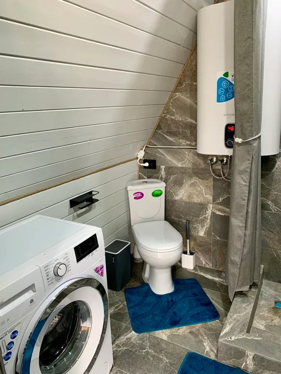 Отдельный домик а-фрейм с бассейном и видом на горы