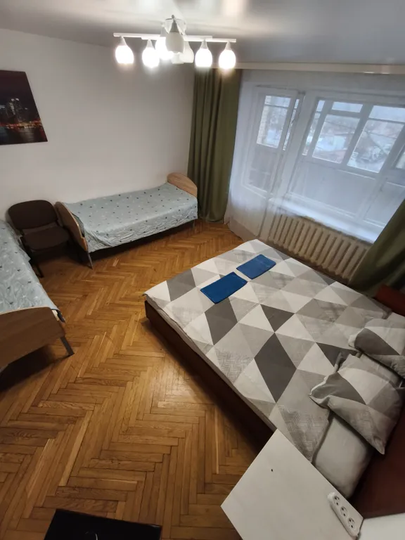 Квартира Четырёхместный семейный номер, ул.Веры Хоружей, Комаровский рынок — аренда посуточно в Минск