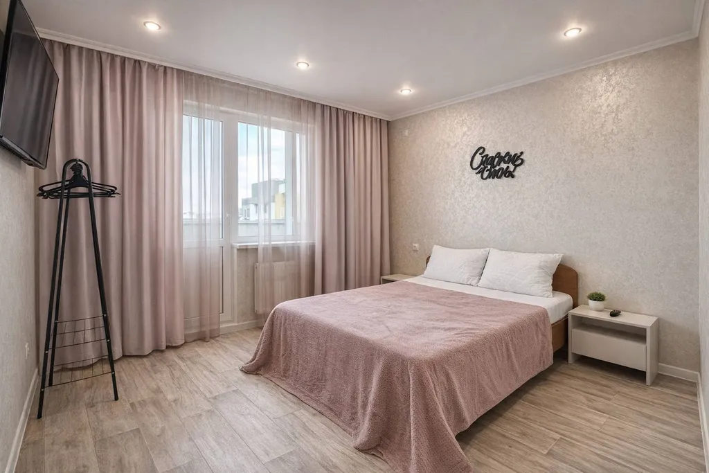 Квартира Уютная евро-двушка ЛайкХоум на проспекте Победы у БЦ Инвертор — аренда посуточно в Оренбург