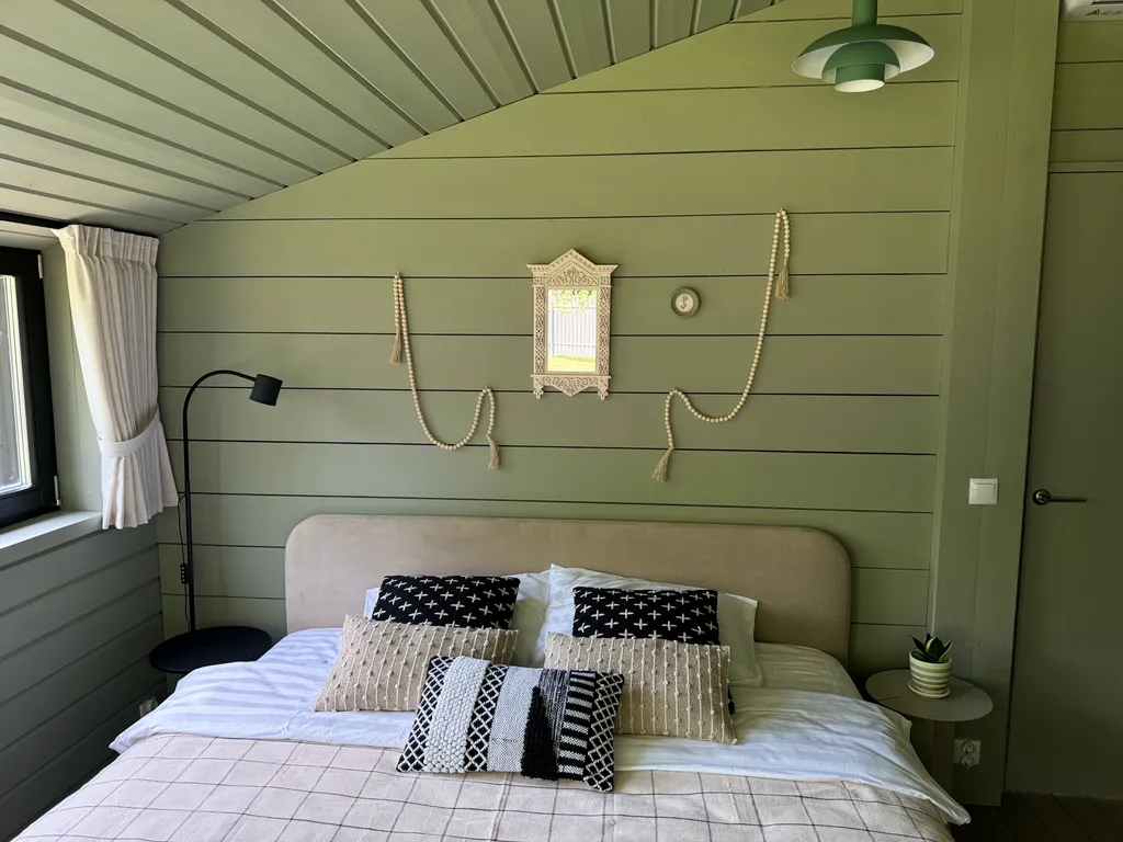 Уютный загородный дом в тишине