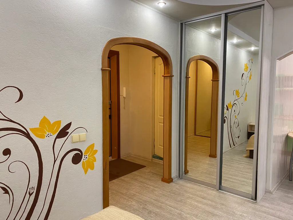 Квартира Квартира 1 комн в центре Взлетки — Красноярск