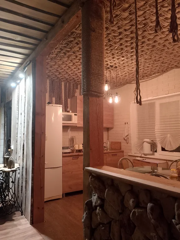 Дом на берегу реки