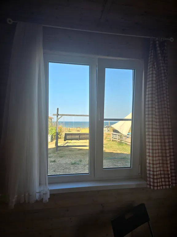 Квартира Двухкомнатные апартаменты с терассой и видом на море — Кучугуры