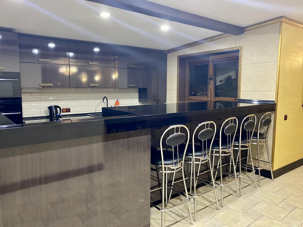 Двухуровневый пентхаус с панорамой на горы