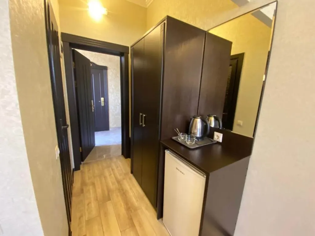 Двухместный без балкона с большим окном