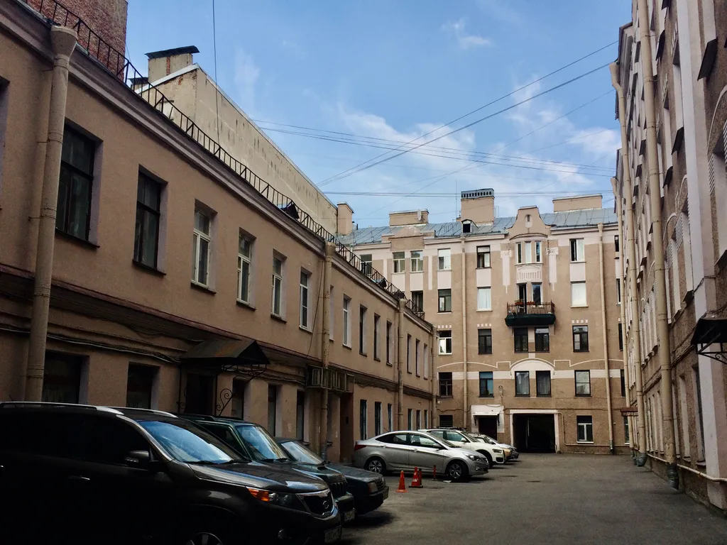 Квартира в тихом дворике в центре города