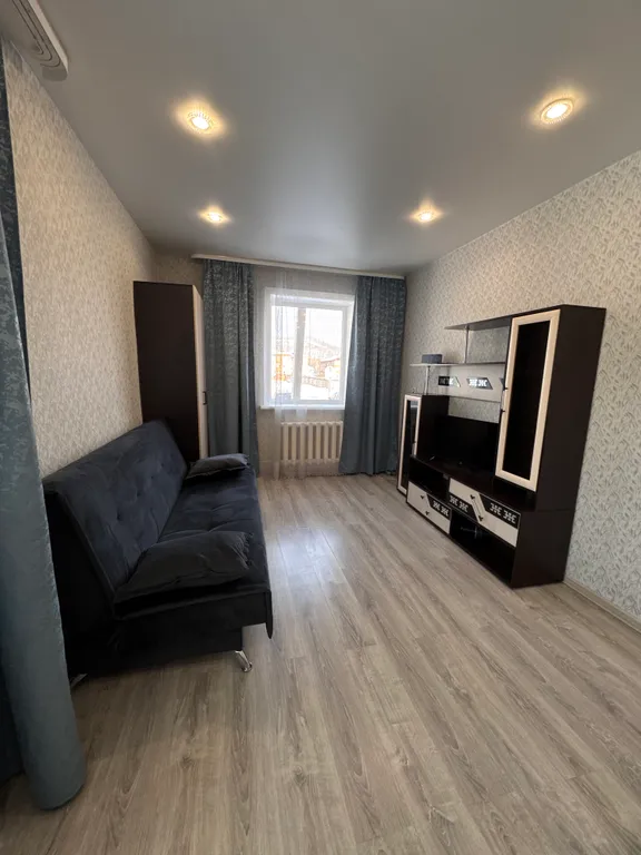 Уютная квартира с балконом — аренда посуточно в Слюдянка