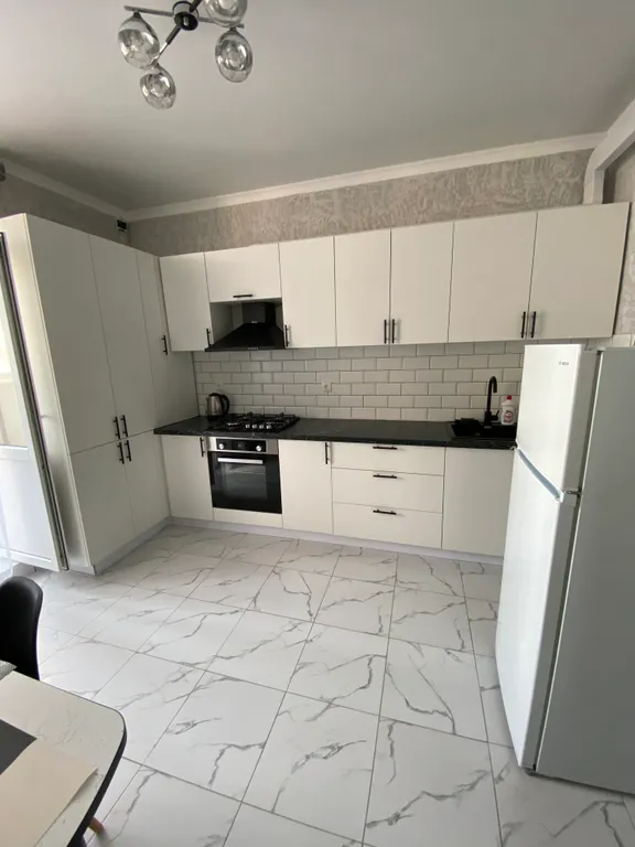 Если нужно на длительный срок бронируйте на сутки обменяемся контактам