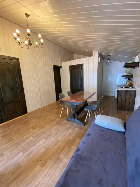 Дом прямо на берегу Беломоро-Балтийского канала "Дикая клюква"