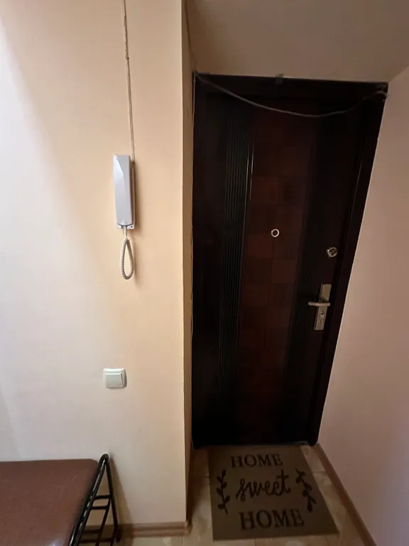 Просторная 2-комнатная студия в центре города