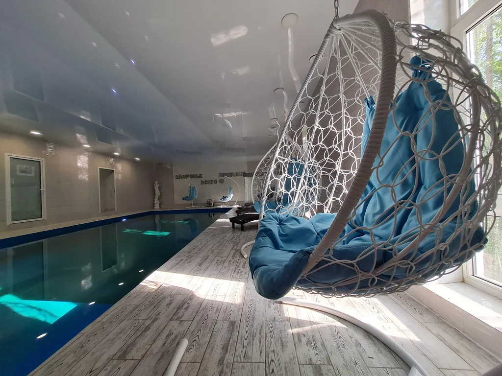 Коттедж Домик-шале-люкс с гидромассажной ванной — Великий Новгород