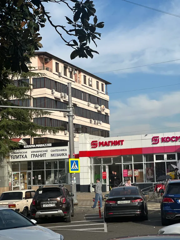 Квартира Стильная квартира с авторским дизайнерским ремонтом в центре Адлера — Сочи