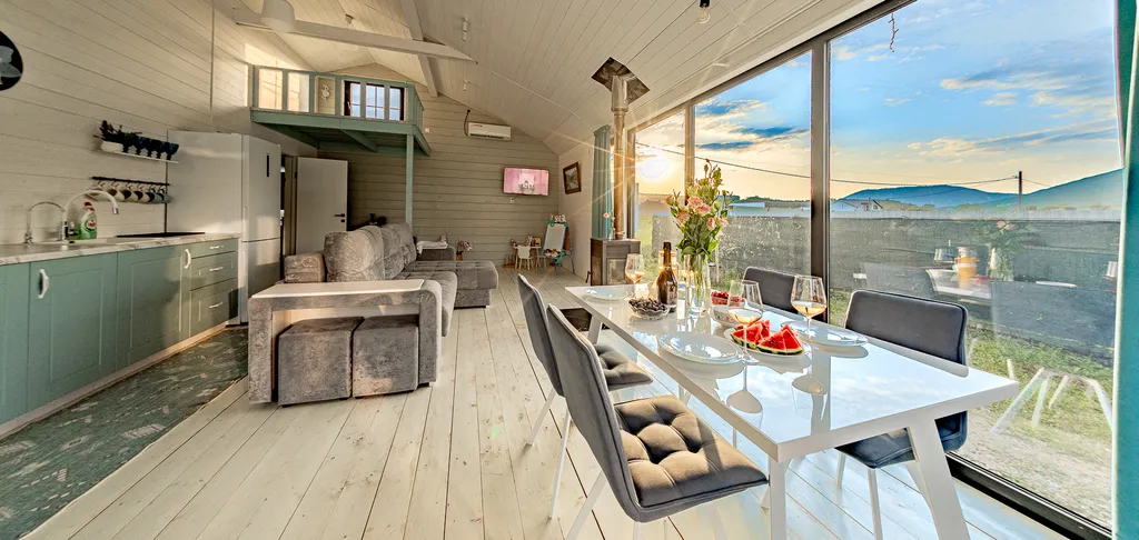 Коттедж Дом у горной реки в окружении гор — Горячий Ключ