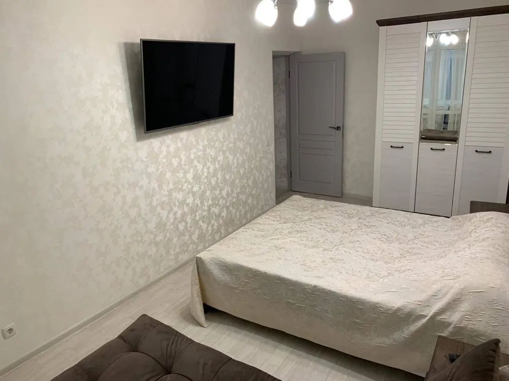 Уютная квартира в центре города с видом на горы