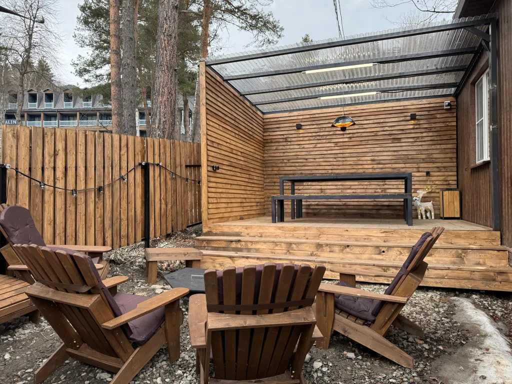 Коттедж House с террасой и видом на лес — Архыз