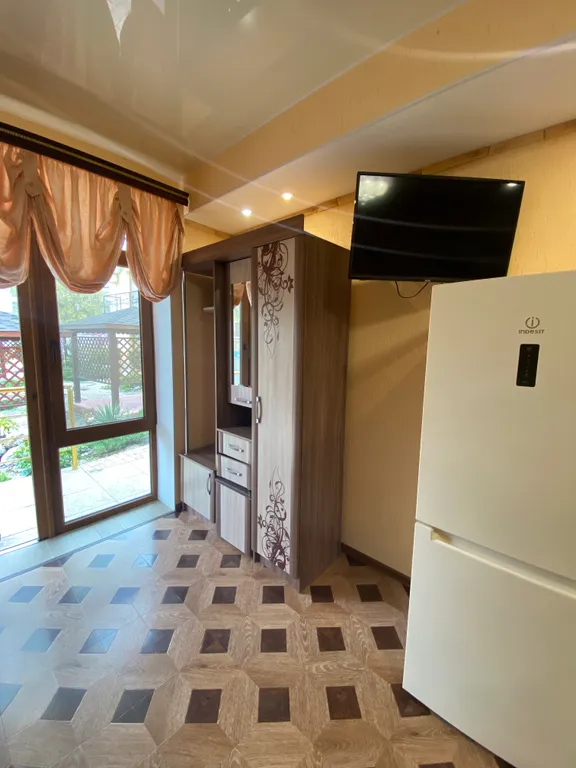 Квартира Квартира Трехместный номер с видом на горы — Курортное (Феодосия)