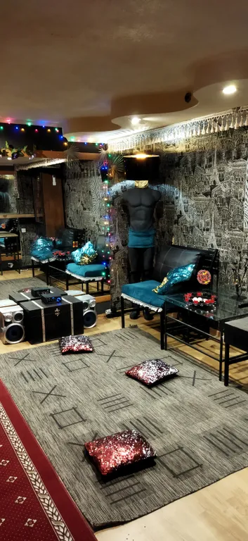 Дом для праздника