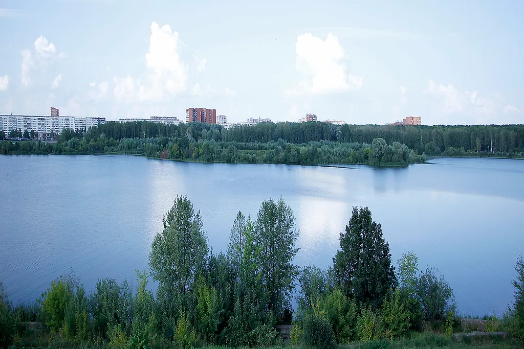 Трехкомнатные апартаменты с панорамным видом на реку Сеть ЙоХоум