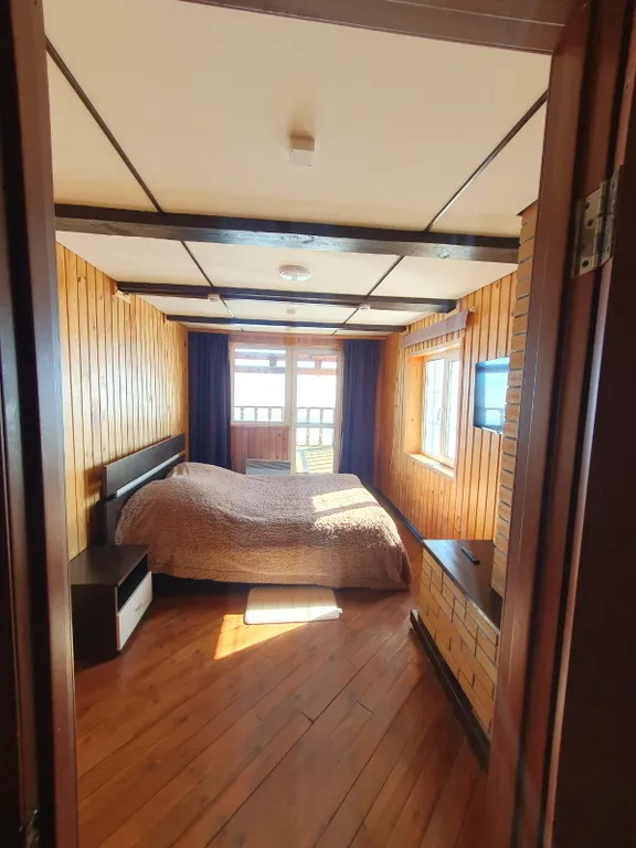 Коттедж на берегу Байкала с прекрасным видом