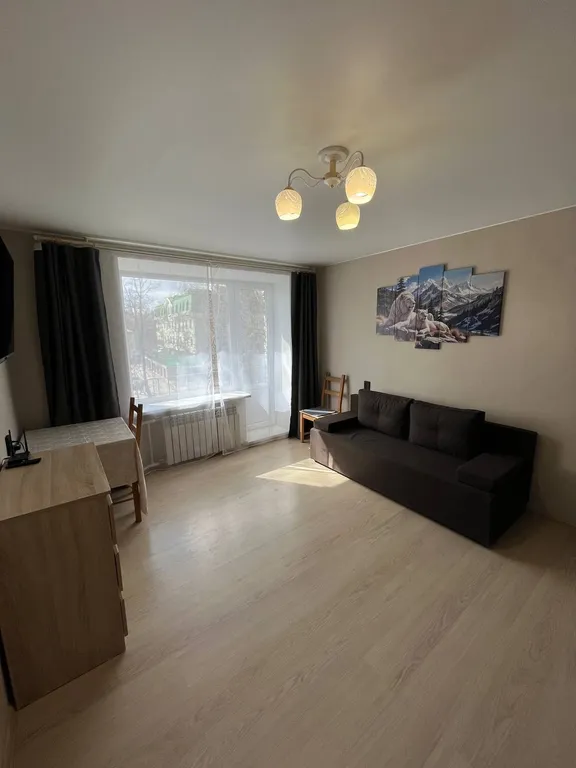 Уютная квартира рядом с парком — аренда посуточно в Павловск